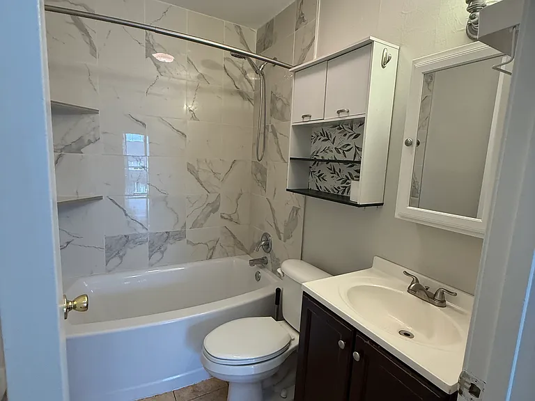 3407 Elkins Ave — Photo 11
