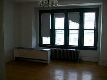 2nd image of 3800 E Pulaski Ave