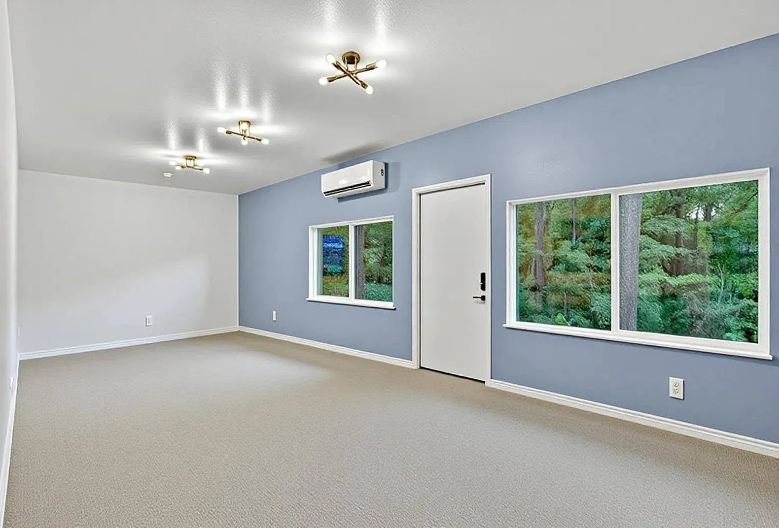 5 bed, $1,825 — Photo 1