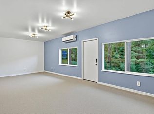 31 Paradise Loop, Pointblank, TX 77364