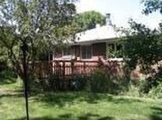 803 15th St NW, Mandan, ND 58554