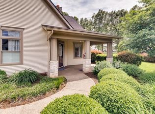 462 Cottage Grv E, Heath, OH 43056