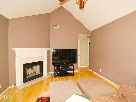 4th image of 113 Eastwick Dr