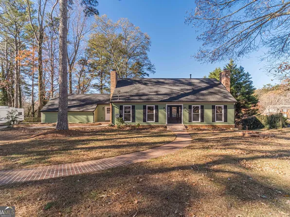 1892 Surrey Trl SE, Conyers, GA 30013