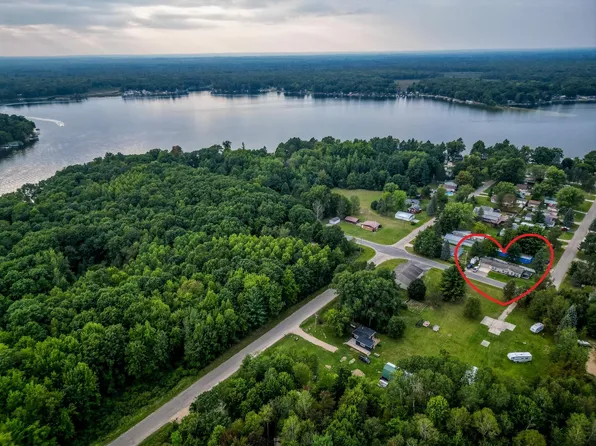 10974 Rock Rd, Lake, MI 48632