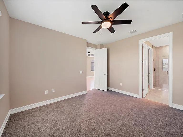 305 Ibiza Loop — Photo 18