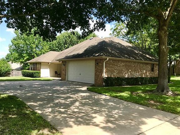 4th image of 2617 Biscayne Dr