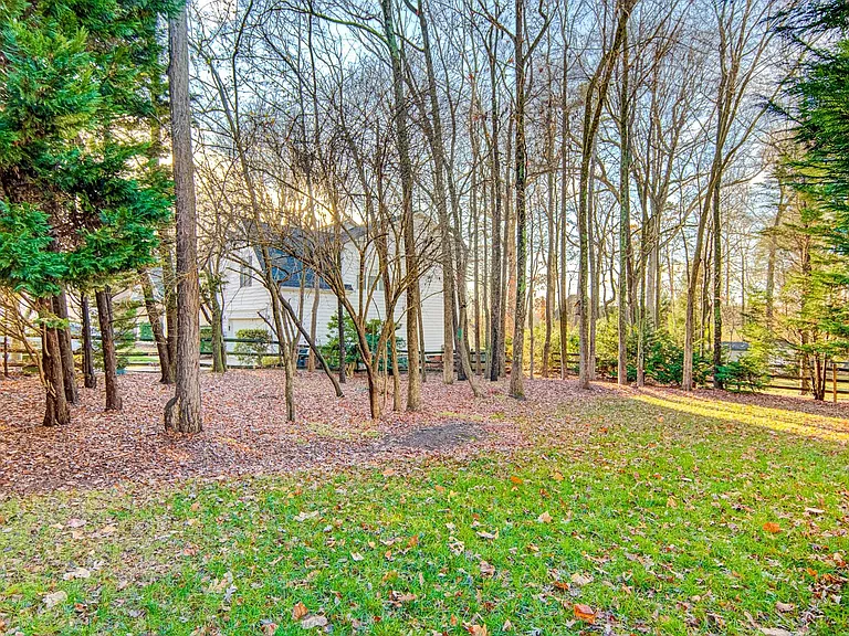 17005 Hampton Trace Rd — Photo 11