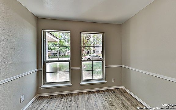 2nd image of 7923 Woodchase