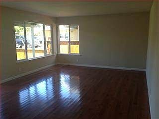 3rd image of 460 Metzgar St