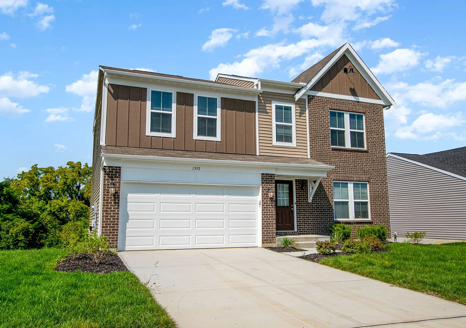 Brand new construction in well-kept HOA community. — Photo 1