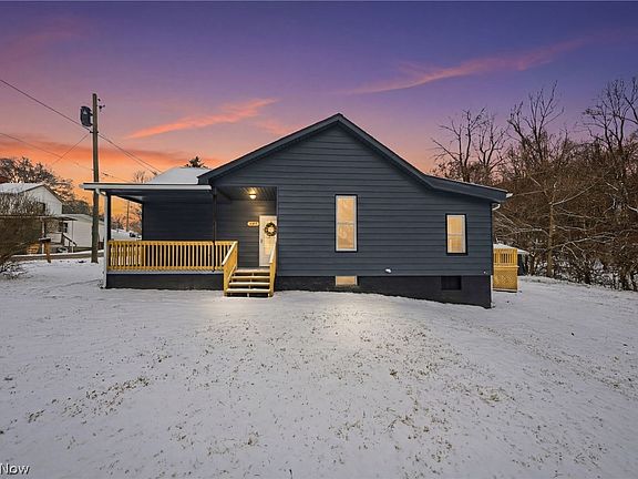 3rd image of 2089 Chewelah Ave