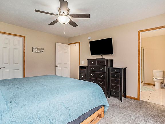3rd image of 169 Black Cherry Ln