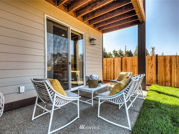 3rd image of 23818 SE 289th Place #4