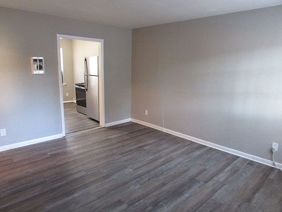 2nd image of 507 Hasty St