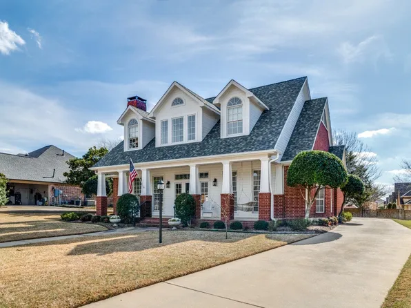8 Griffith Ct, Terrell, TX 75160