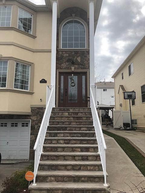 1st image of 106 Edgegrove Ave