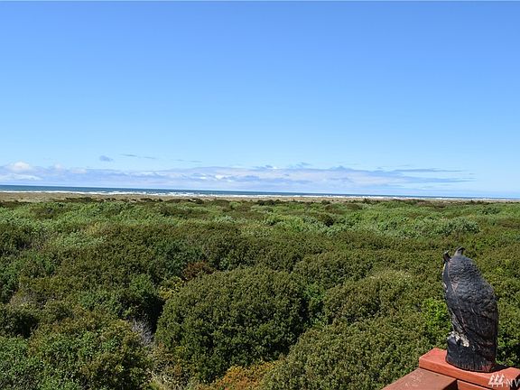 5th image of 355 Sand Dune Ave NW