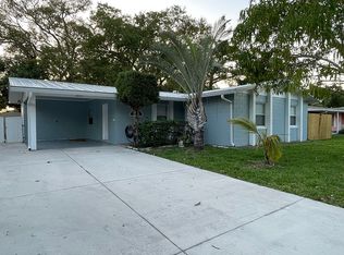 2923 Sherwood Ln, Fort Pierce, FL 34982