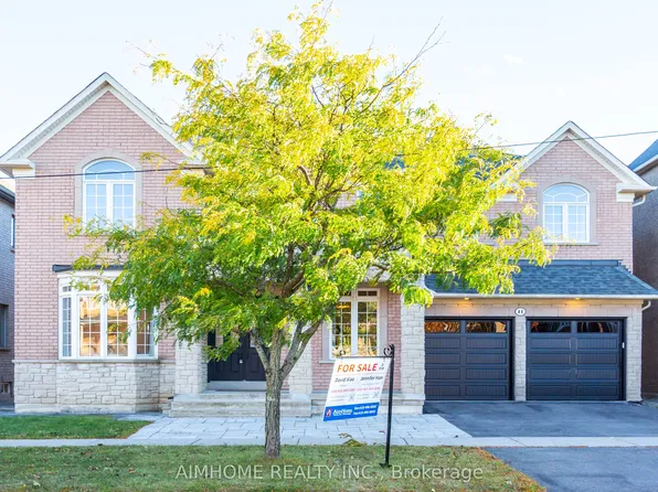 11 Alpaca Dr, Richmond Hill, ON L4E 0E6