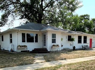 203 7th St W, Brookings, SD 57006