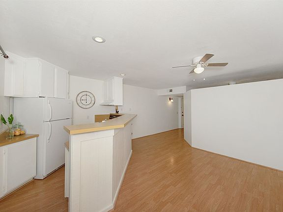 4th image of 5300 E Waverly Dr APT M4204
