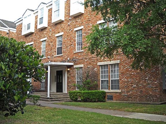 4th image of 400 Nagle St APT 113