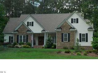 10070 Loblolly Ct, Amelia Court House, VA 23002
