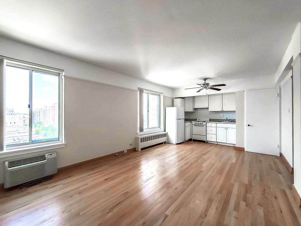 1st image of 4750 N Clarendon Ave #47501106