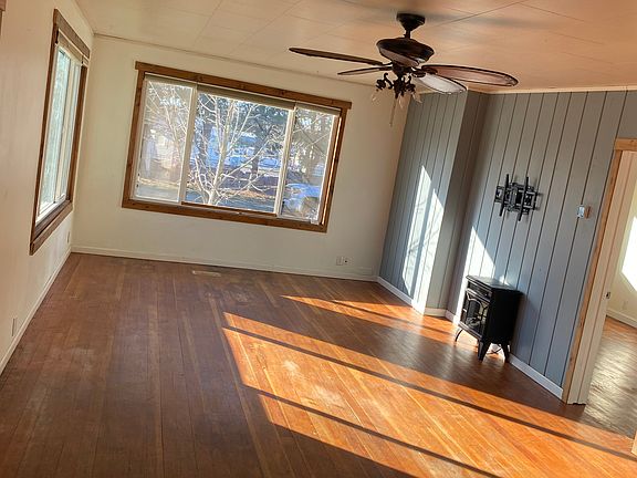 5th image of 2124 Woburn St