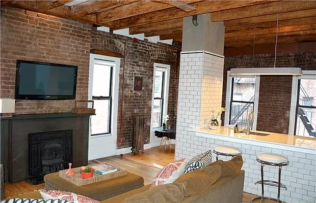 Sold by R New York | media 16