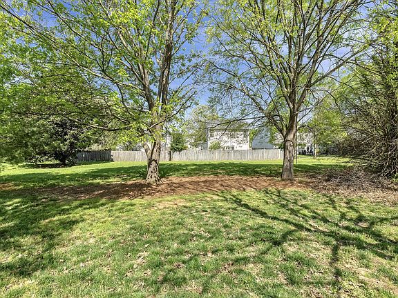 3rd image of 3226 Dark Woods Dr