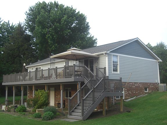 Upper deck and lower patio