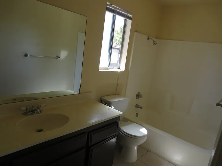 368 N 3rd Ave #3 — Photo 7