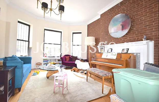 Rented by City Stop Realty | media 20