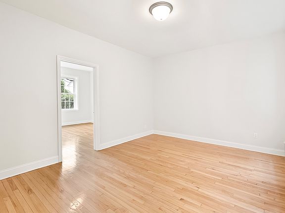 5th image of 412-414 Kearny Ave #4