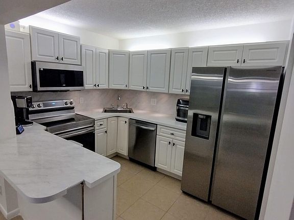 2nd image of 4759 Sable Pine Circle #B1