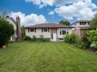 101 Cascade Blvd, Belleville, ON K8P 4X5