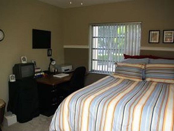 5th image of 15888 SW 95 Av 206 #206