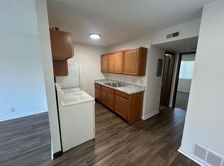 3201-05-09 N 41st St #9, Lincoln, NE 68504