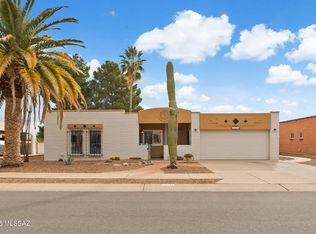 1631 S San Luis, Green Valley, AZ 85614