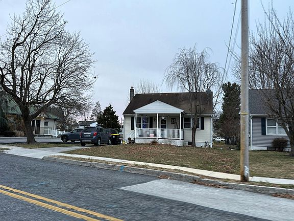 3rd image of 27 Beck Mill Rd