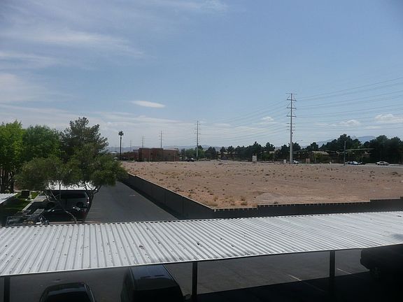 3rd image of 2750 S Durango Dr APT 3152