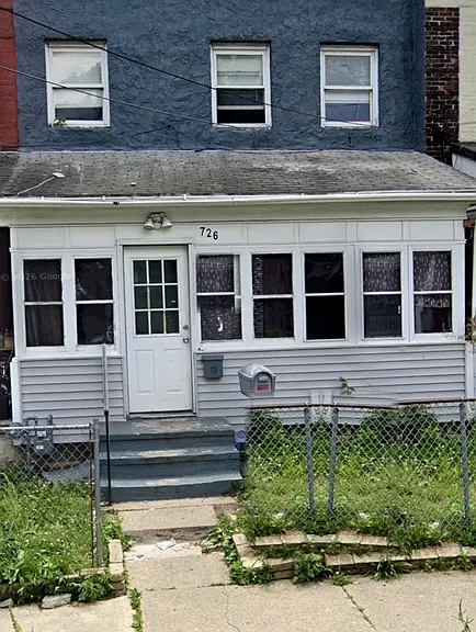 726 Tulip St — Photo 1