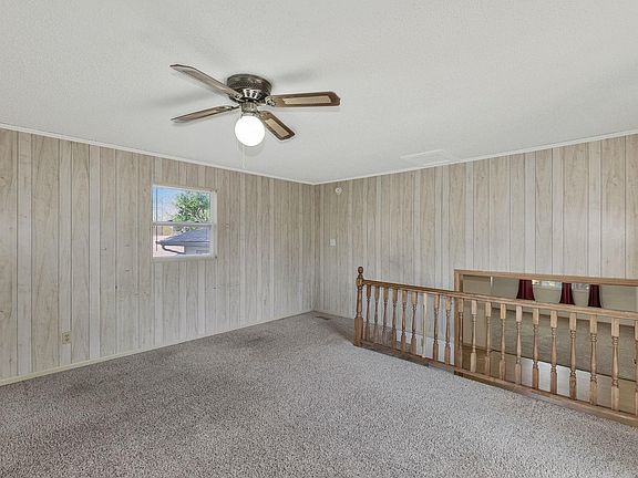 3rd image of 4651 S Glenn Ave