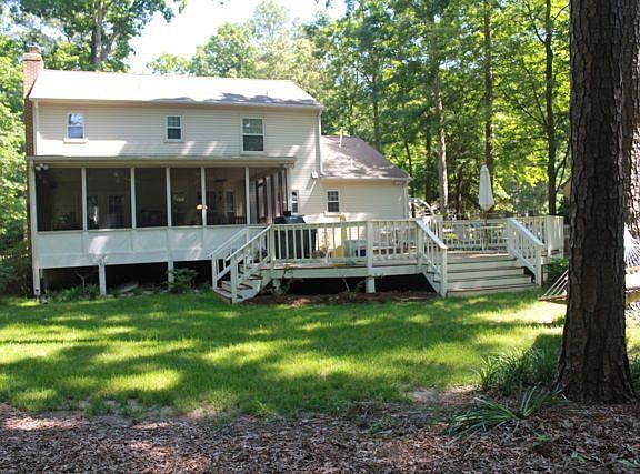 3rd image of 119 Sabre Dr