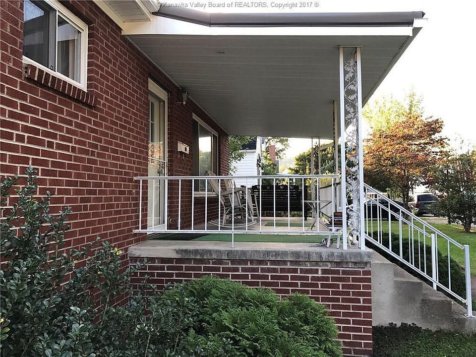 2nd image of 713 Virginia St SW