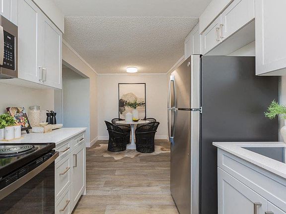 2nd image of 17617 N 9th St #2148