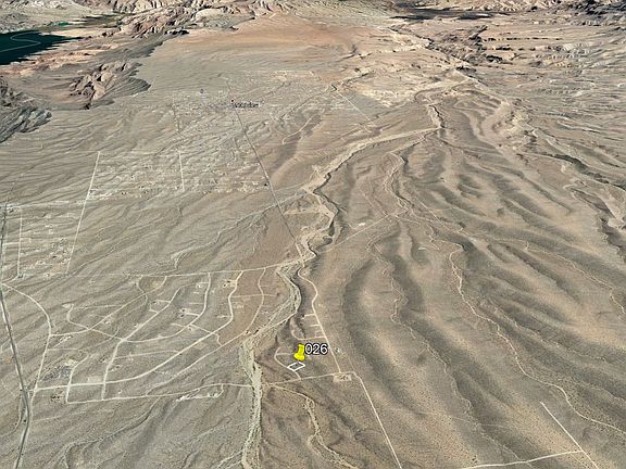 3rd image of 28064 N Sand Bar Ln