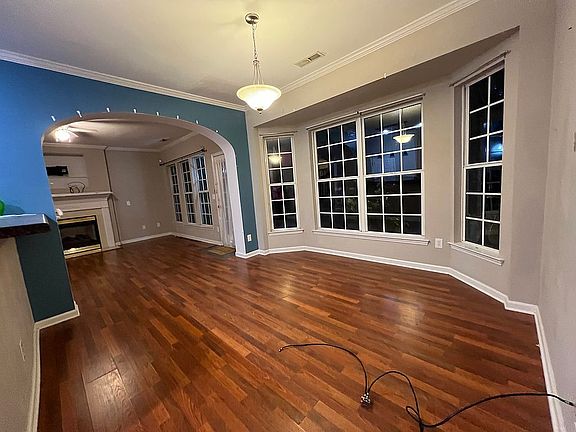3rd image of 2709 Cherry Field Dr